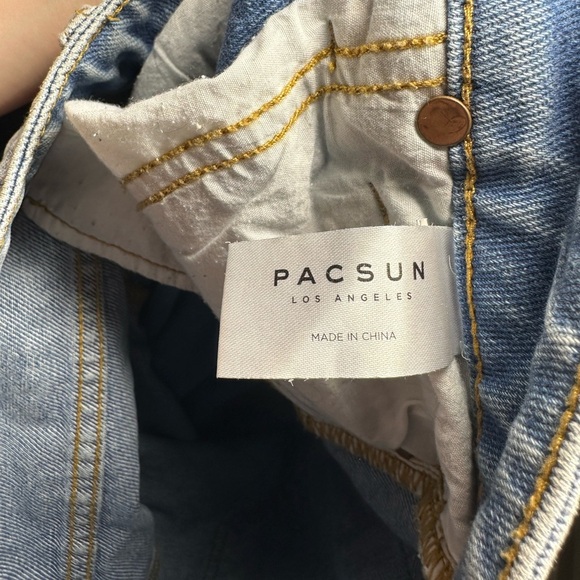 PacSun High Waisted Mom Jeans | Patchwork Light & Dark Wash Jeans Size 26 - Picture 8 of 10